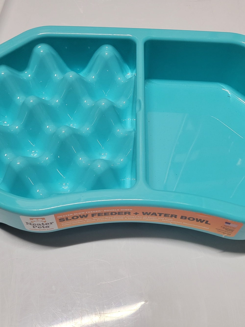 Slow Feeder + Water Bowl in Turquoise